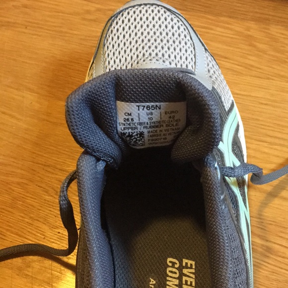 asics novablast australia